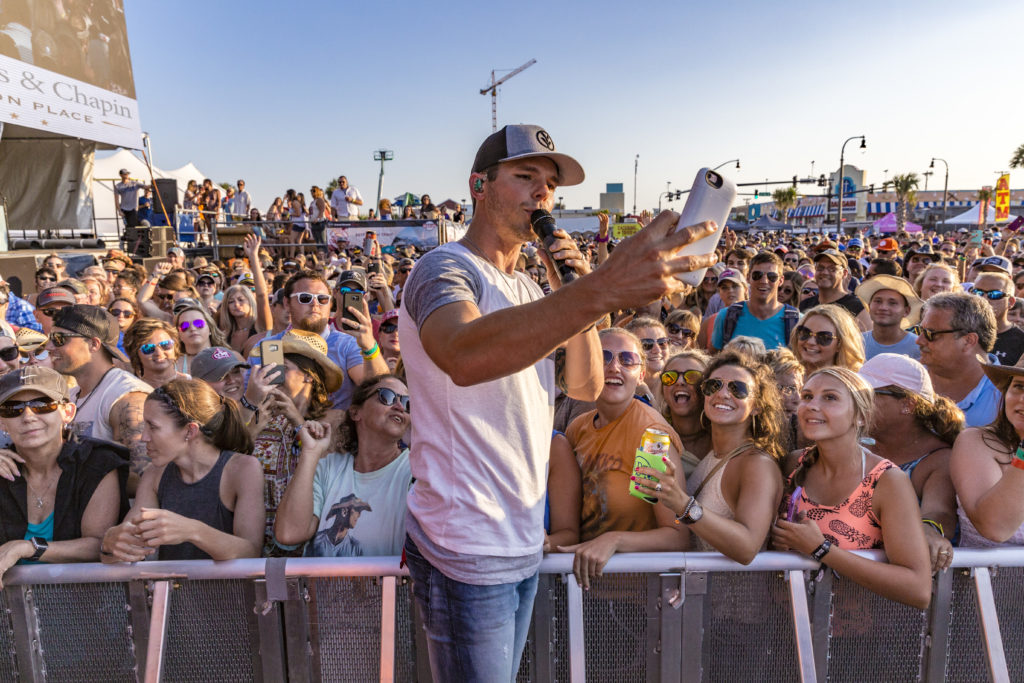 Take in the Carolina Country Music Fest in Myrtle Beach Bay View