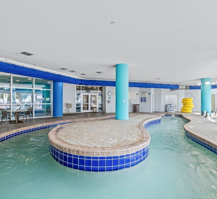 Bay View Indoor Lazy River