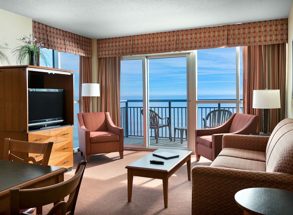 Bay View Oceanfront 3 Bedroom Condo Living Room