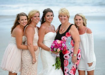 litchfield-bride-and-wedding-party.jpg litchfield-bride-and-wedding-party.jpg